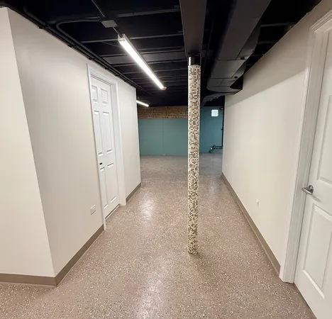 $3,000 | 5822 West 64th Place, Chicago, IL 60638