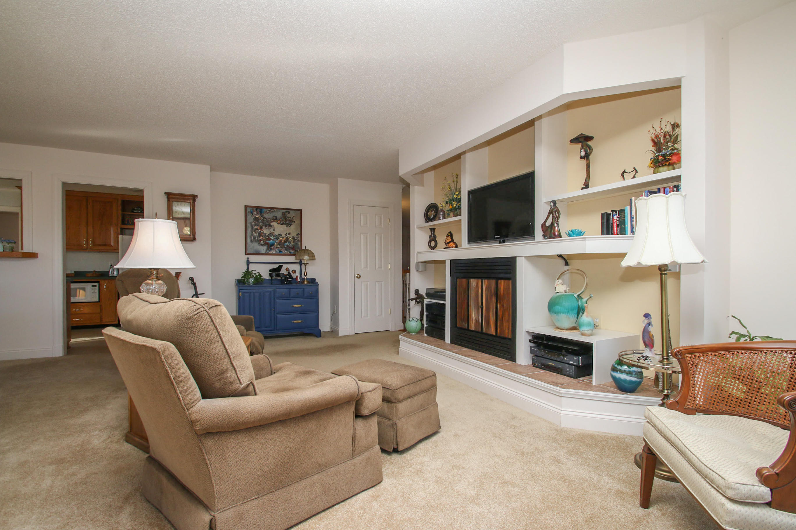 550 Cedar Ridge Road Union Hall, VA 24176 - Photo 21 of 90 Fireplace/Sitting Area