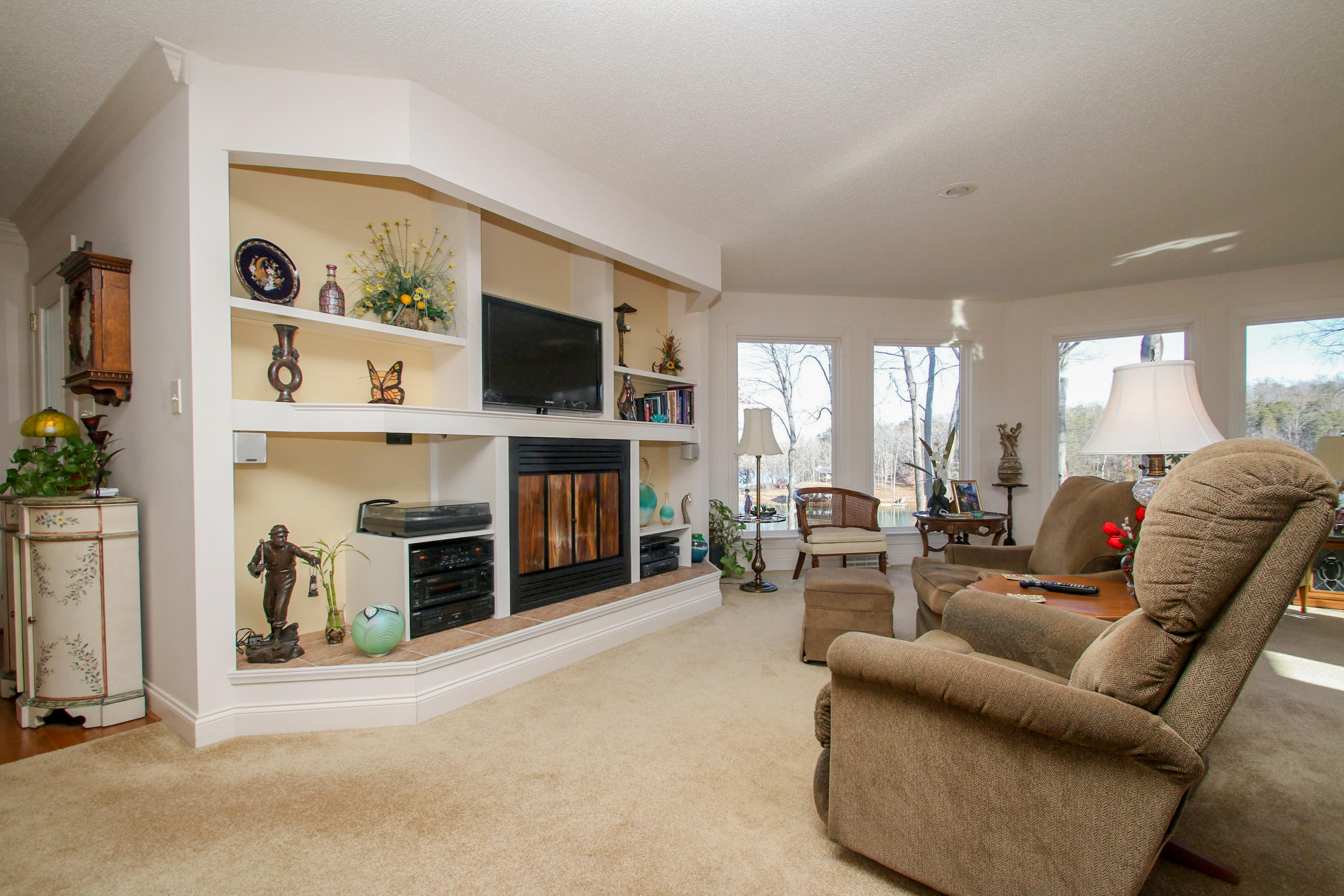 550 Cedar Ridge Road Union Hall, VA 24176 - Photo 22 of 90 Sitting area w/fireplace