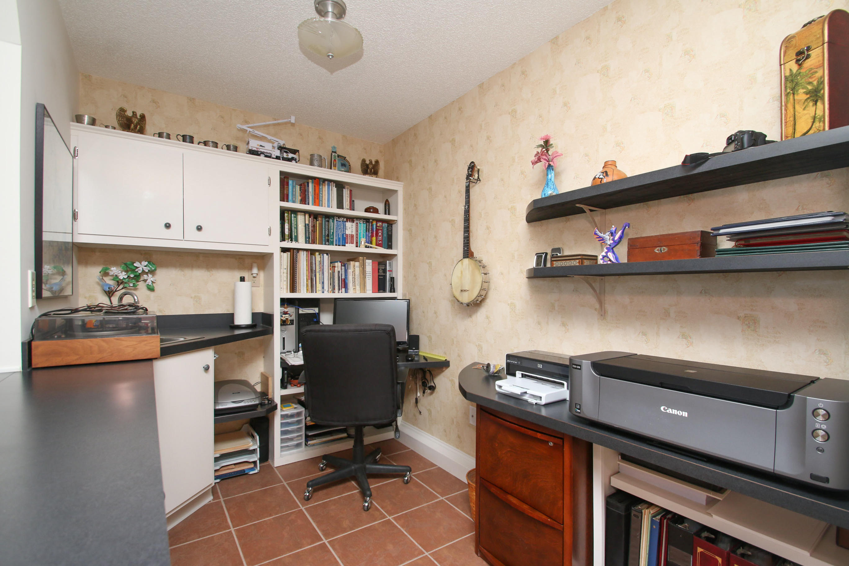 550 Cedar Ridge Road Union Hall, VA 24176 - Photo 55 of 90 Wet Bar/mini fridge/built ins