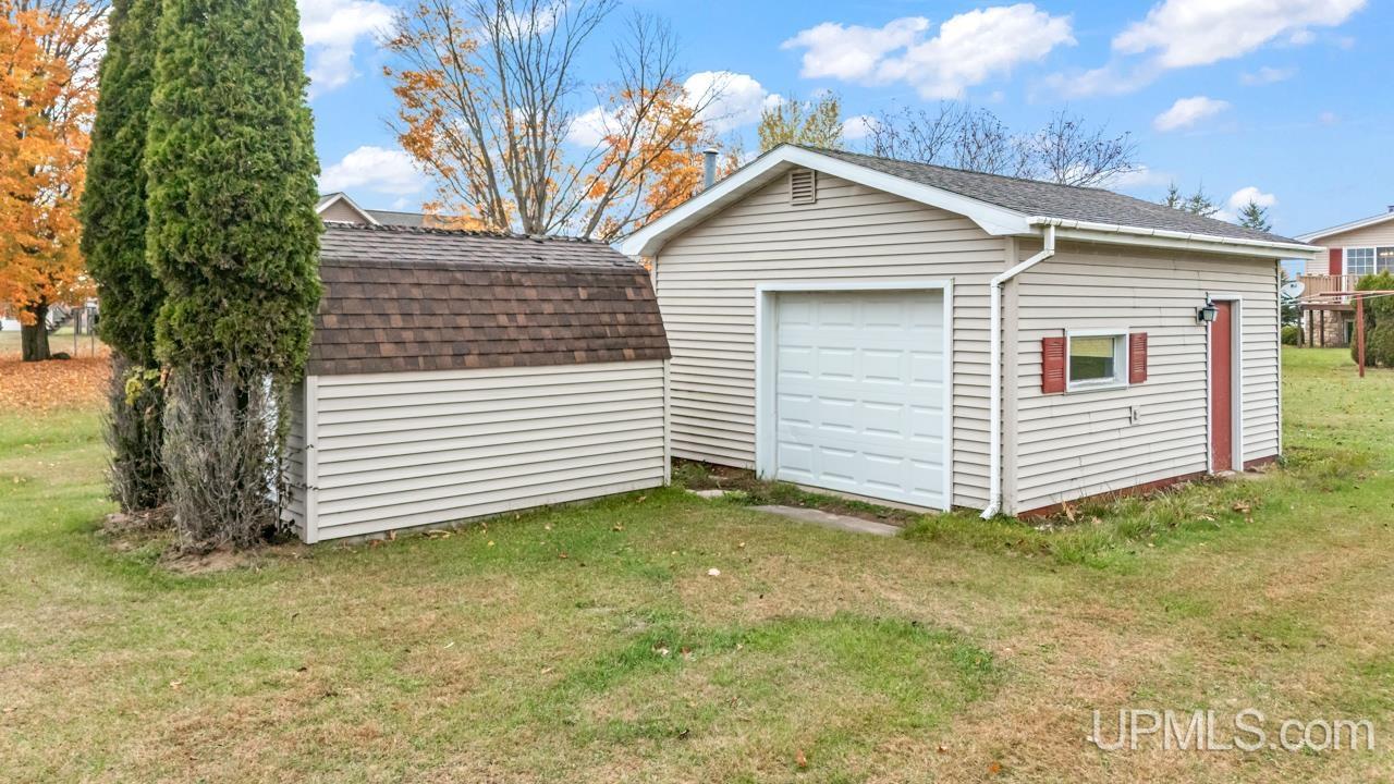 3949 20th Road Gladstone, MI 49837 - Photo 29 of 31