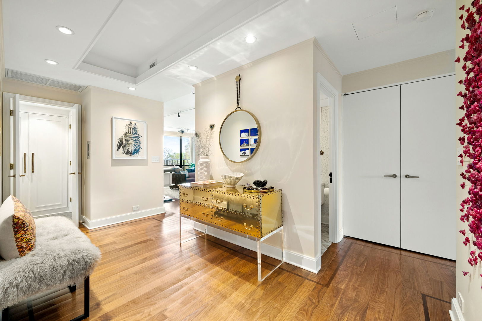 1040 North Lake Shore Drive, Unit 4C Chicago, IL 60611 - Photo 2 of 31 a living room with furniture and a table