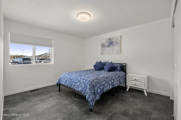 $395,000 | 140 Railroad Avenue, Unit 2, Kellogg, ID 83837