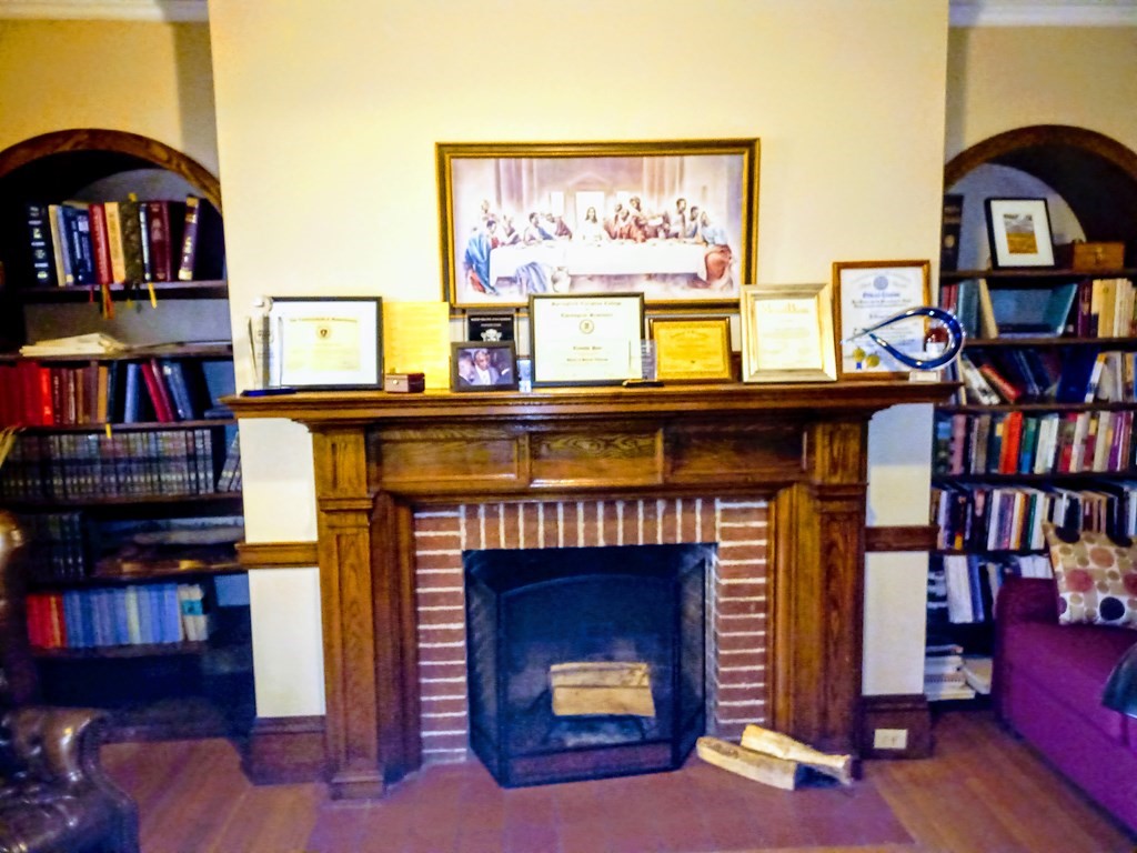 235 Eastern Avenue Springfield, MA 01109 - Photo 11 of 40