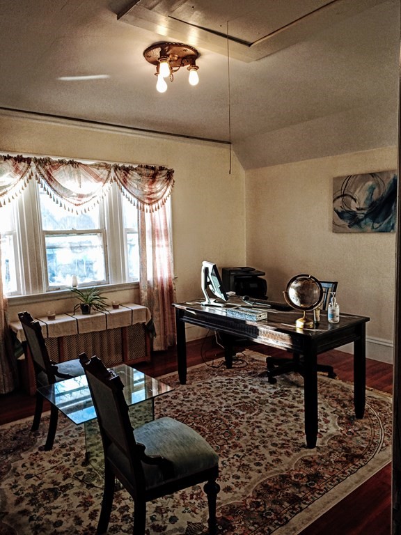 235 Eastern Avenue Springfield, MA 01109 - Photo 30 of 40