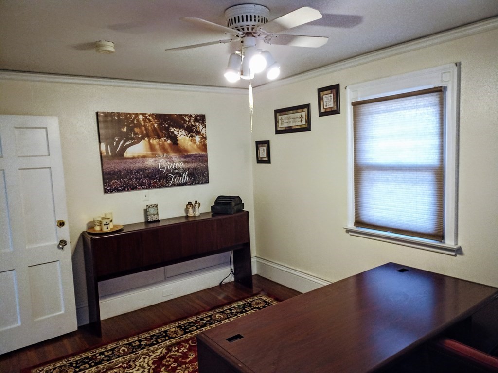 235 Eastern Avenue Springfield, MA 01109 - Photo 39 of 40