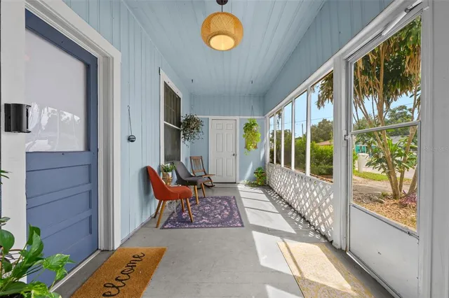 $369,900 | 1304 East 32nd Avenue, Tampa, FL 33603