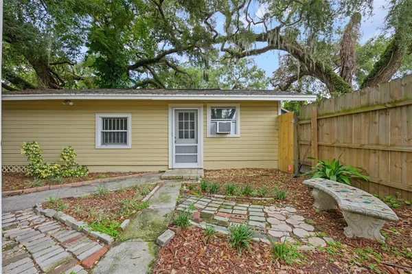 $359,900 | 1304 East 32nd Avenue, Tampa, FL 33603