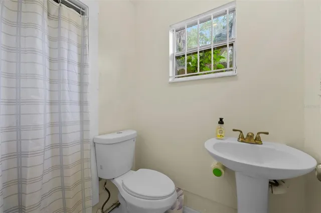 $369,900 | 1304 East 32nd Avenue, Tampa, FL 33603