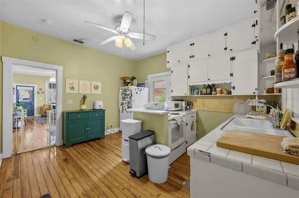 $359,900 | 1304 East 32nd Avenue, Tampa, FL 33603
