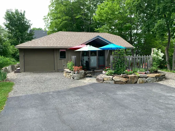 $685,000 | 9 James Street, Belfast, ME 04915