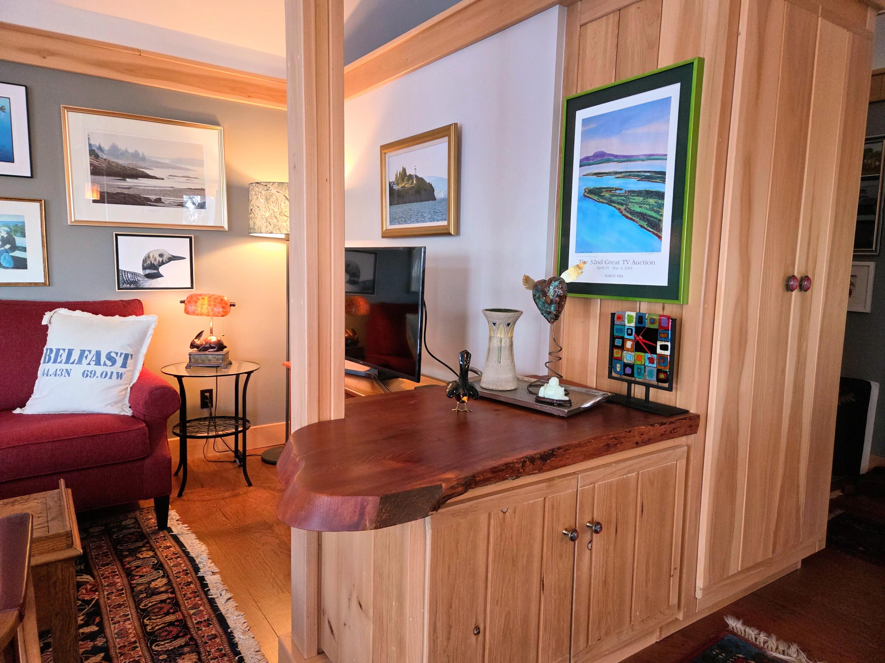 9 James Street Belfast, ME 04915 - Photo 16 of 59 20260130_152249