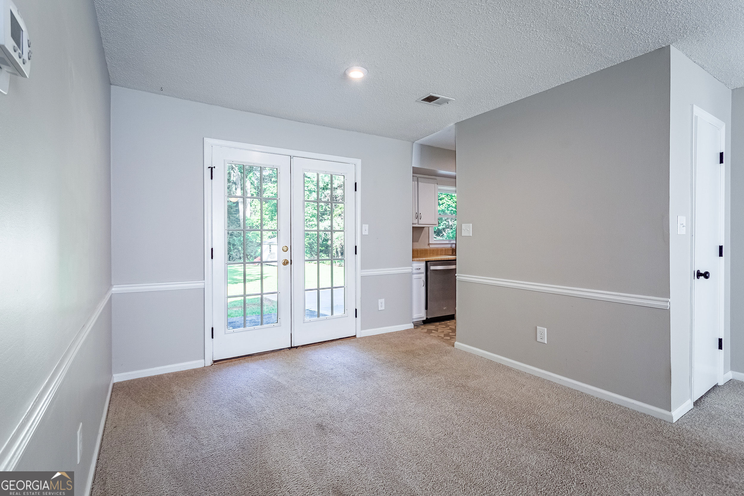 1046 Country Club Road Newnan, GA 30263 - Photo 4 of 20