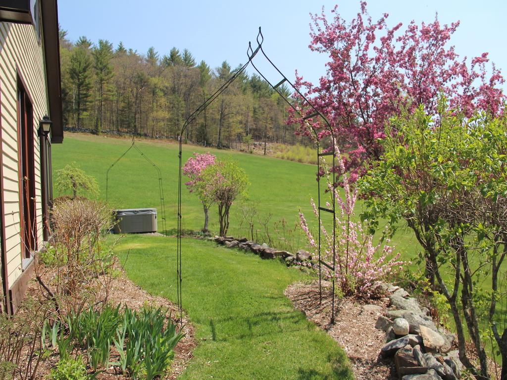 90 Donkin Hill Road New Hampton, NH 03256 - Photo 9 of 23 Gallery Image 9