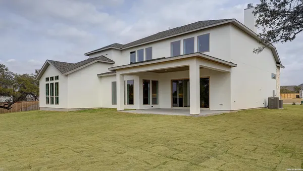 $889,900 | 198 Gather Street, Castroville, TX 78009