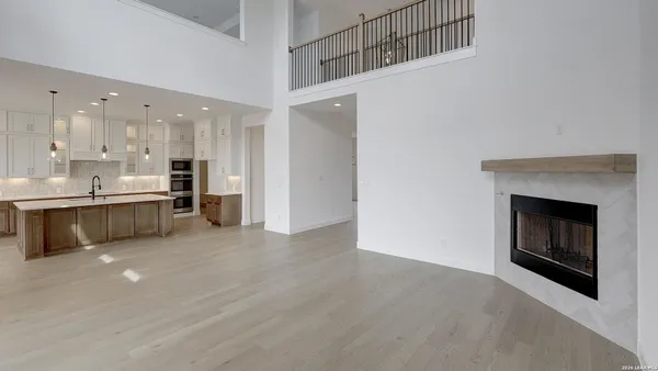 $889,900 | 198 Gather Street, Castroville, TX 78009