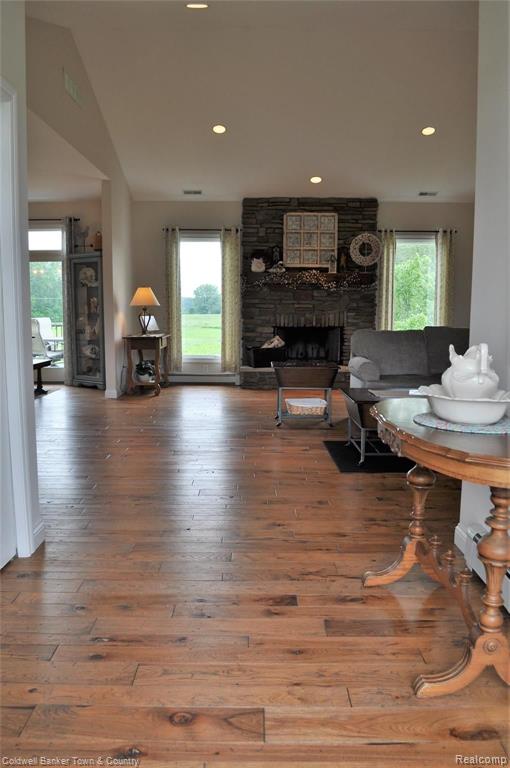 6400 Dutcher Road Howell, MI 48843 - Photo 4 of 82