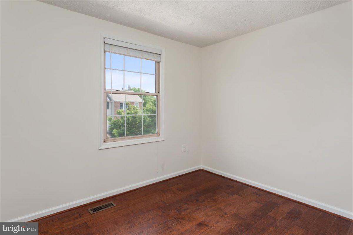 2486 Warm Spring Way Odenton, MD 21113 - Photo 27 of 36 Bedroom 3