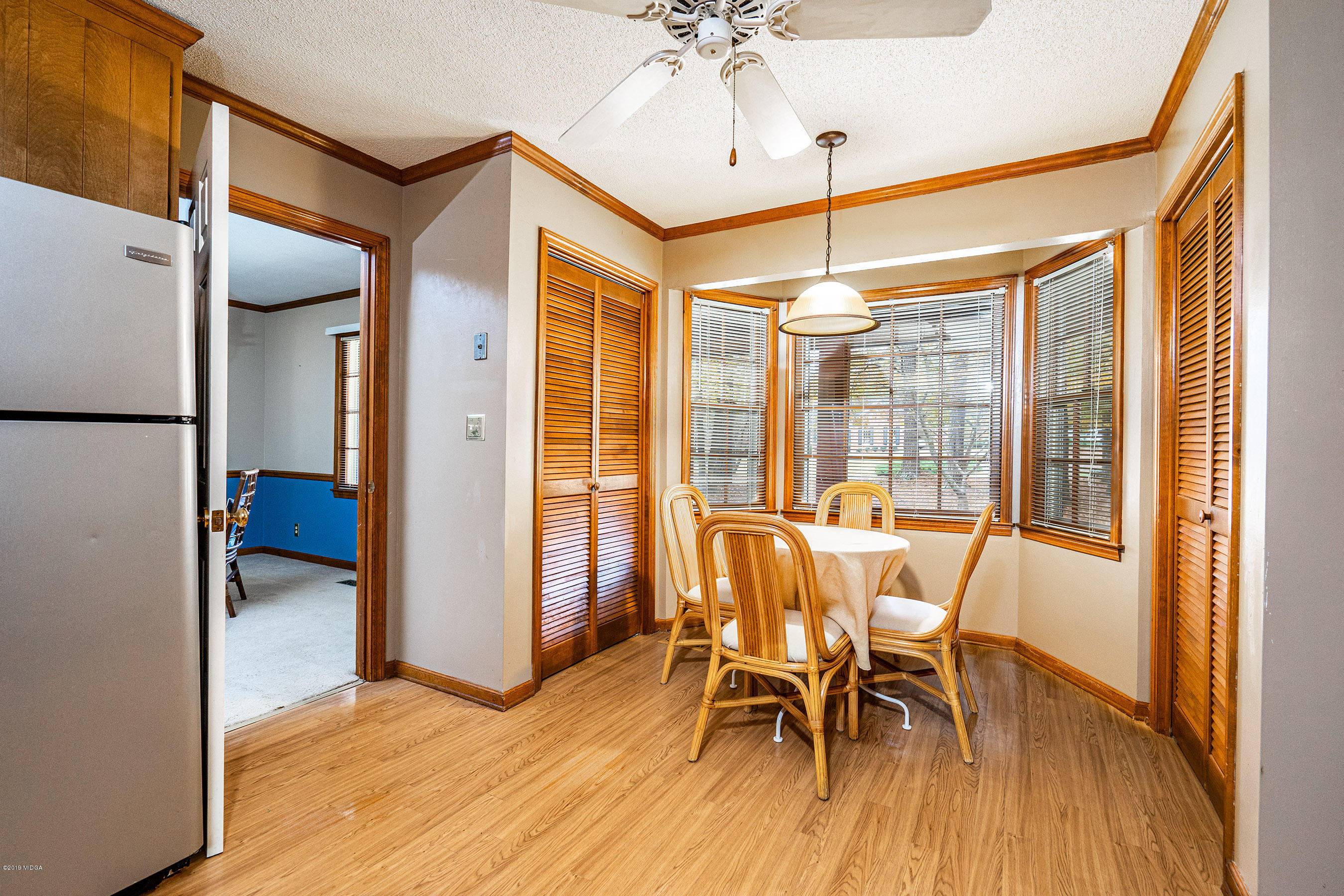 200 Castlegate Road Macon, GA 31210 - Photo 8 of 31 a view of a dining room with furniture window and outside view