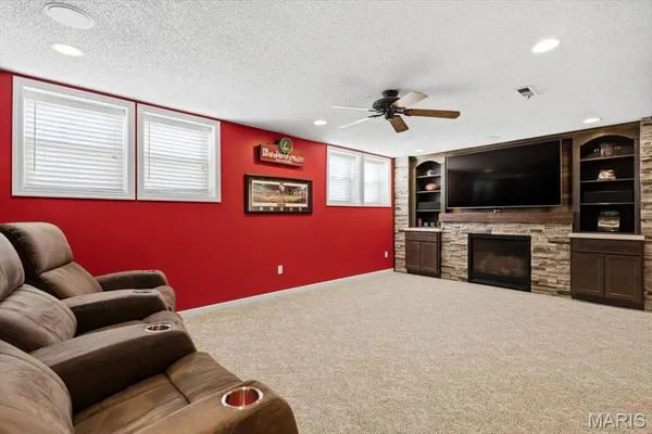 $409,000 | 637 North Virginia Avenue, Eureka, MO 63025