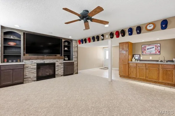 $409,000 | 637 North Virginia Avenue, Eureka, MO 63025