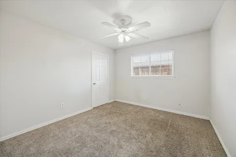 $220,000 | 135 Mill Stream Lane, Houston, TX 77060