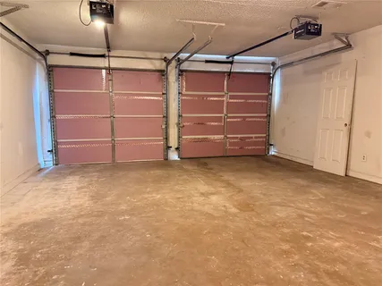 $220,000 | 135 Mill Stream Lane, Houston, TX 77060