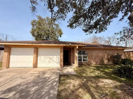 $220,000 | 135 Mill Stream Lane, Houston, TX 77060