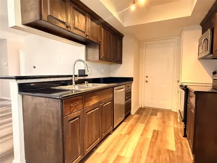 $220,000 | 135 Mill Stream Lane, Houston, TX 77060