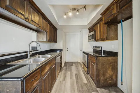 $220,000 | 135 Mill Stream Lane, Houston, TX 77060