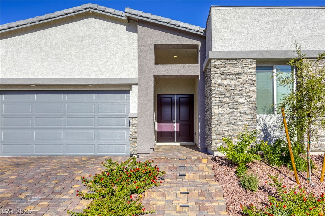 6104 Avery Pointe Street Las Vegas, NV 89166 - Photo 3 of 73