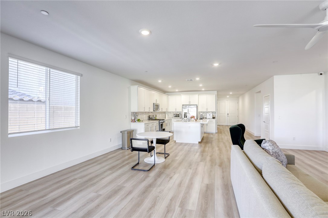 6104 Avery Pointe Street Las Vegas, NV 89166 - Photo 36 of 73