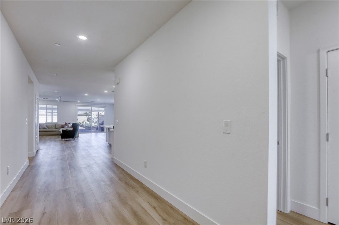 6104 Avery Pointe Street Las Vegas, NV 89166 - Photo 4 of 73