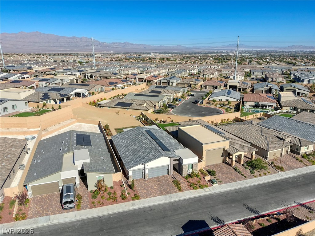 6104 Avery Pointe Street Las Vegas, NV 89166 - Photo 55 of 73
