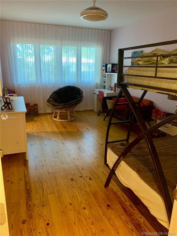 $1,650,000 | 199 Golden Beach Drive, Golden Beach, FL 33160