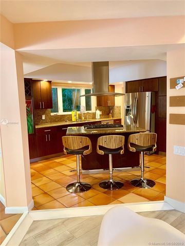 $1,650,000 | 199 Golden Beach Drive, Golden Beach, FL 33160