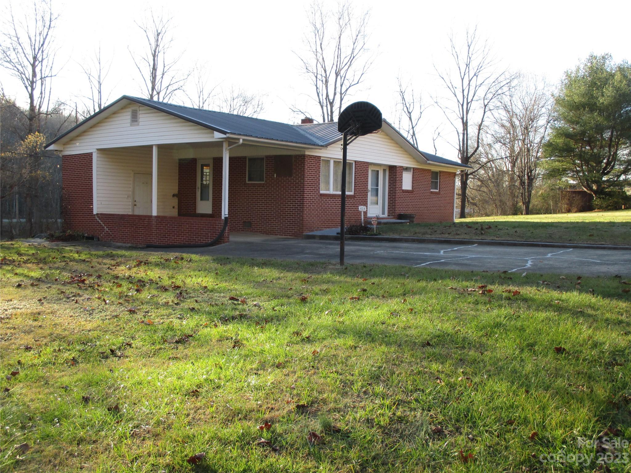 4014 Zero Mull Road Morganton, NC 28655 - Photo 3 of 21 Gallery Image 3