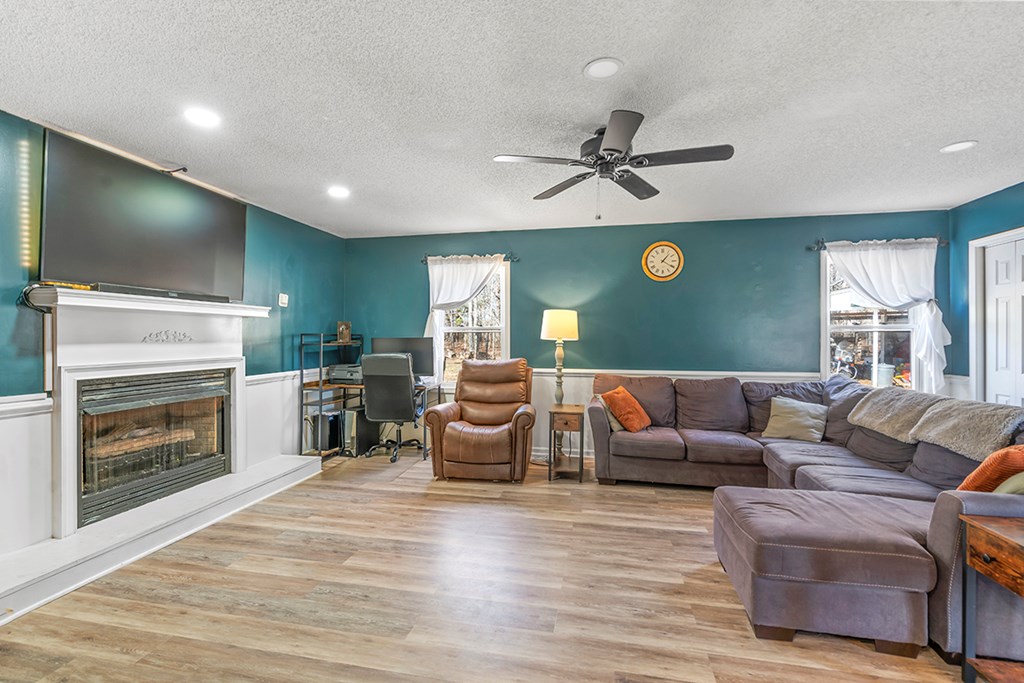 1810 Bell Road Iva, SC 29655 - Photo 4 of 19