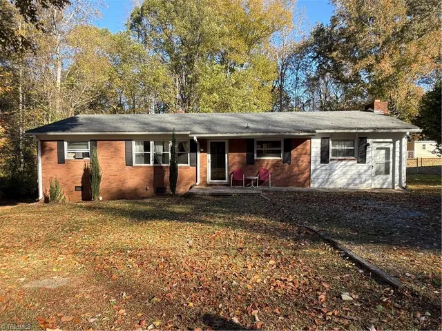 $175,000 | 4659 Huntingwood Road, Ramseur, NC 27316