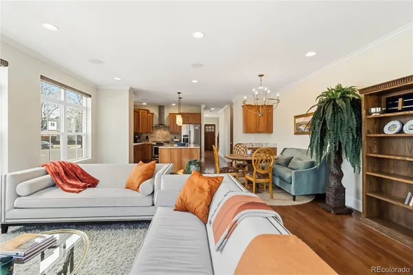 $1,250,000 | 1901 South Logan Street, Denver, CO 80210