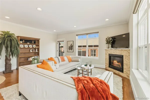 $1,250,000 | 1901 South Logan Street, Denver, CO 80210