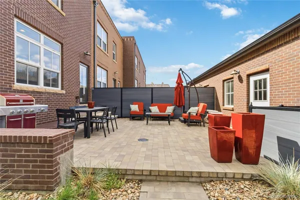$1,250,000 | 1901 South Logan Street, Denver, CO 80210