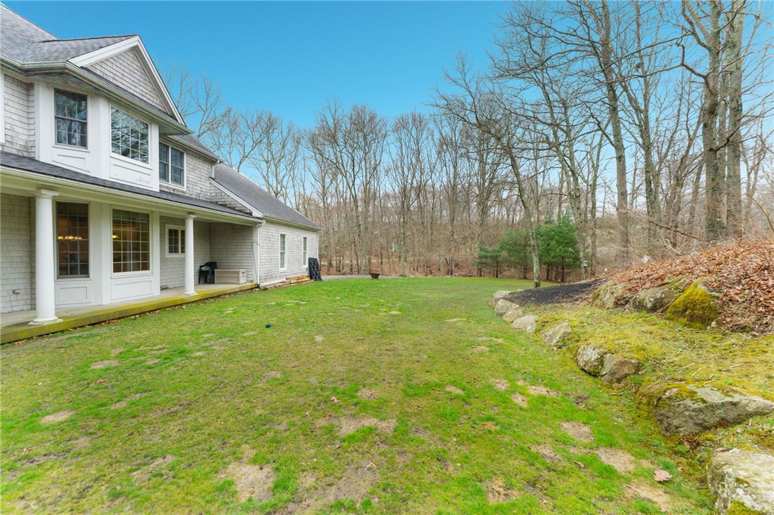 153 Sakonnet Ridge Drive Tiverton, RI 02878 - Photo 8 of 50 Gallery Image 8