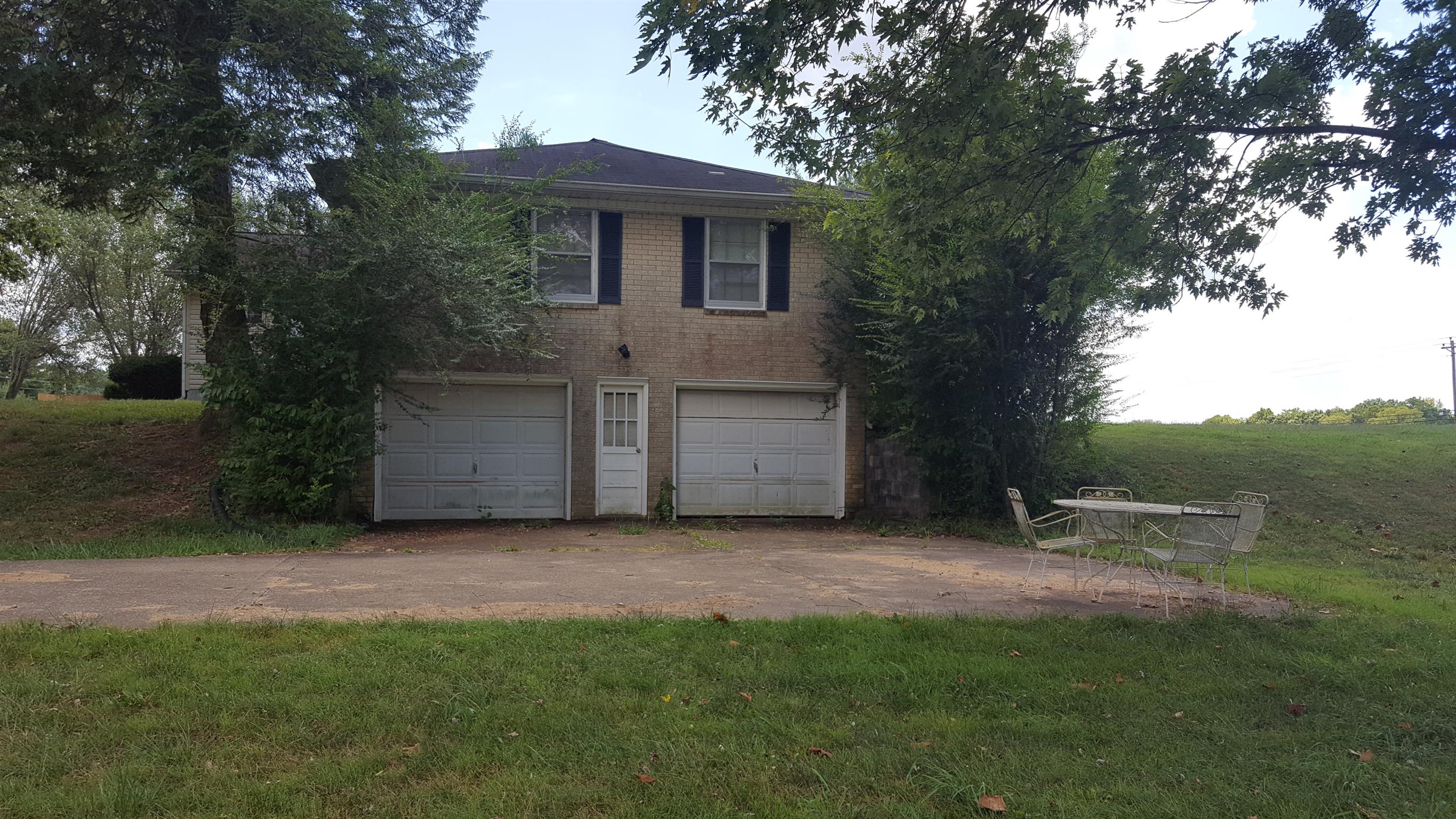 2760 Old Laguardo Road East Lebanon, TN 37087 - Photo 24 of 30 a view of a backyard of the house