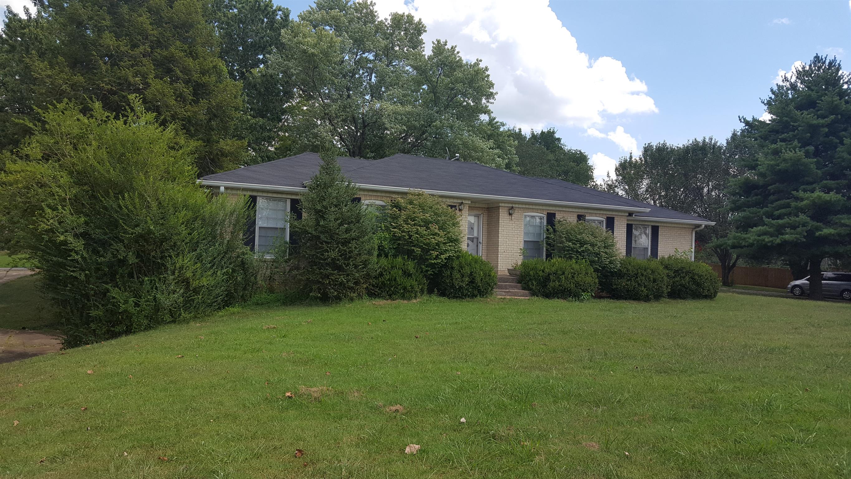 2760 Old Laguardo Road East Lebanon, TN 37087 - Photo 25 of 30 a front view of a house with a yard and trees