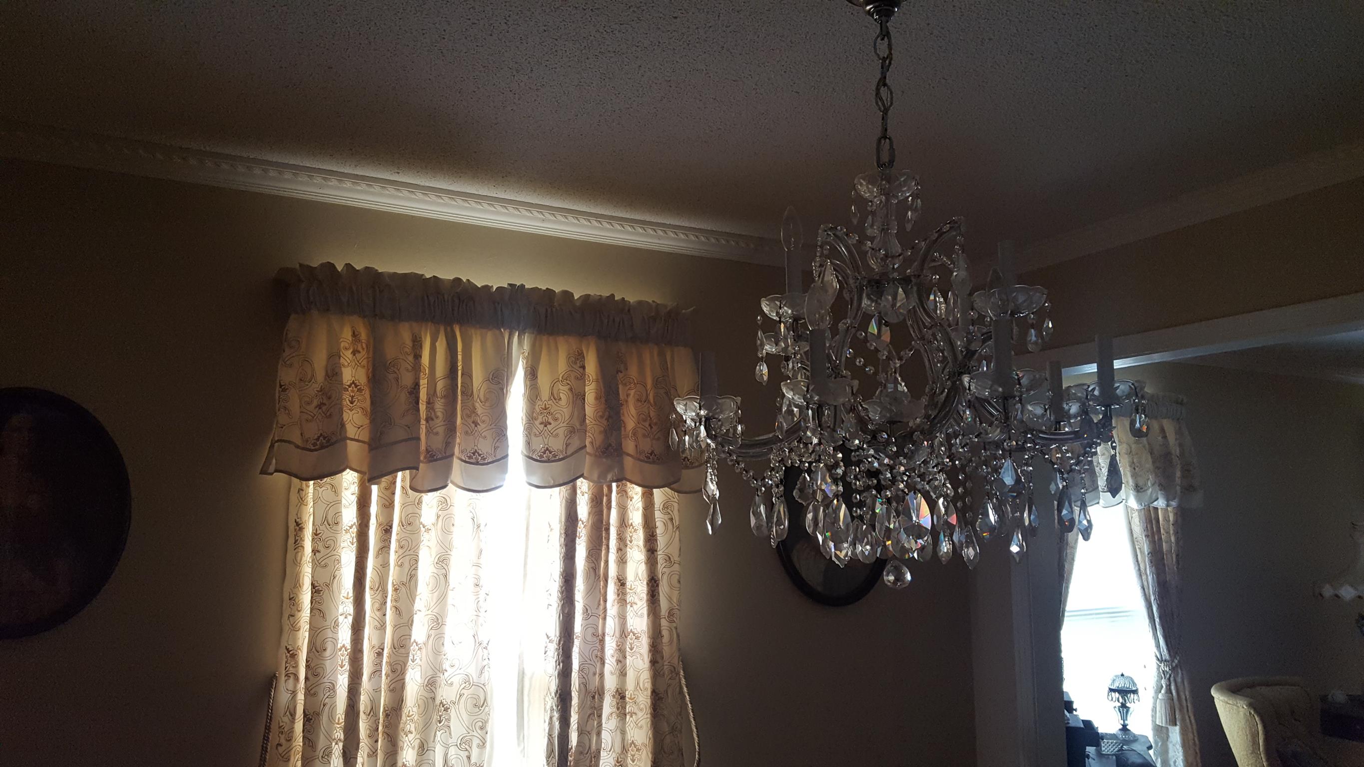 2760 Old Laguardo Road East Lebanon, TN 37087 - Photo 7 of 30 a vase of flowers sitting in front of a window