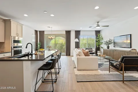$775,000 | 6455 North 17th Place, Phoenix, AZ 85016