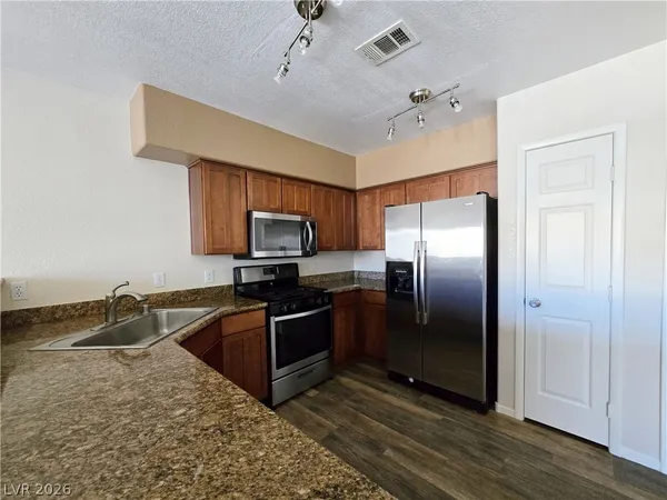 $1,535 | 9303 Gilcrease Avenue, Unit 2211, Las Vegas, NV 89149