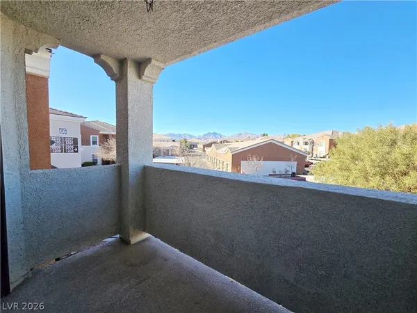$1,535 | 9303 Gilcrease Avenue, Unit 2211, Las Vegas, NV 89149