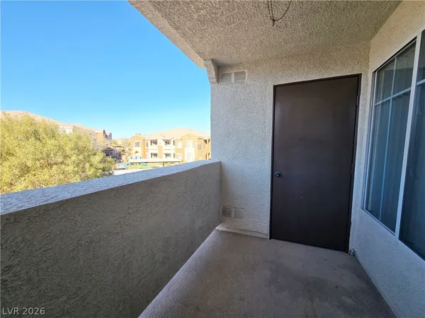 $1,535 | 9303 Gilcrease Avenue, Unit 2211, Las Vegas, NV 89149